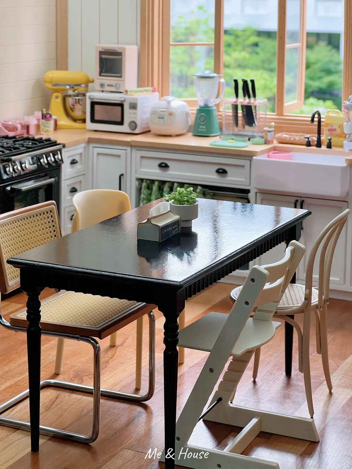 1:6 Dollhouse Miniature Dining Table – Vintage Mini Furniture