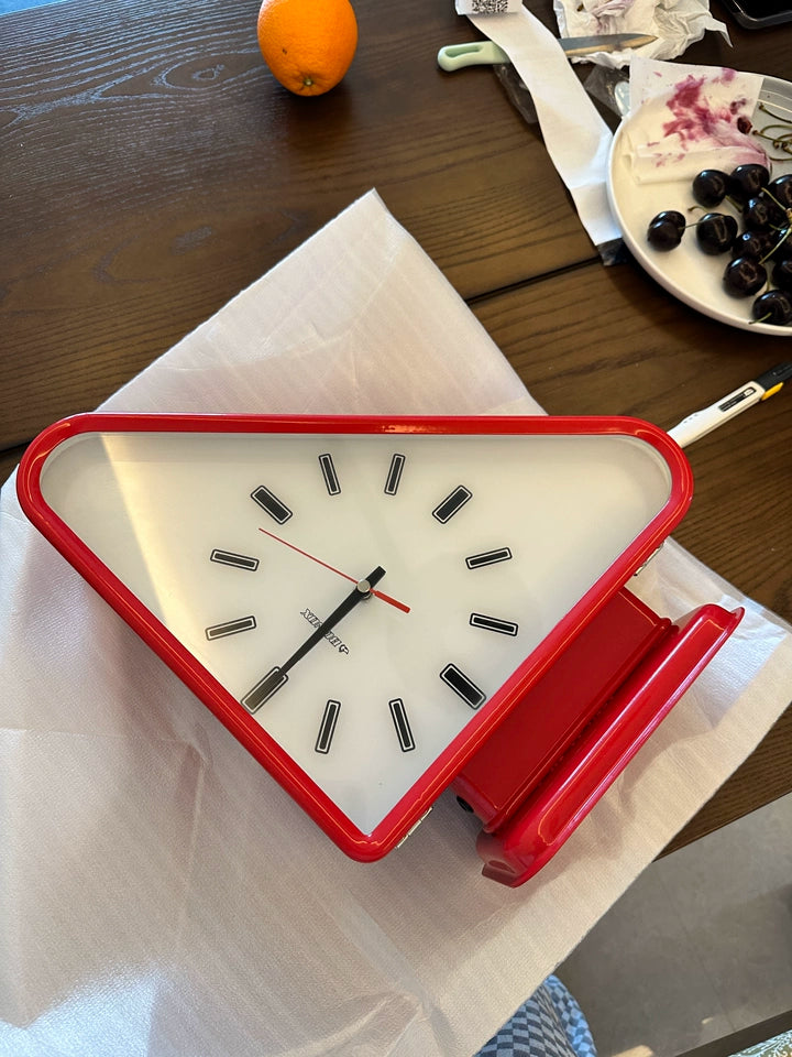 Modern Two-Sided Triangle Wall Clock – Silent Minimalist Design for Living Room