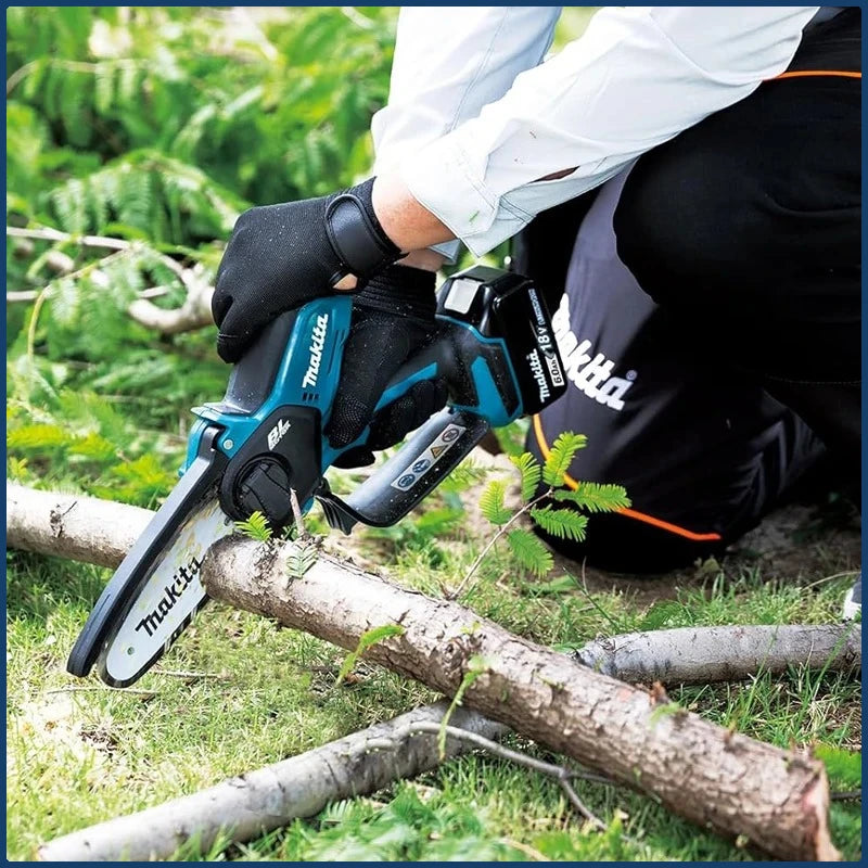 Makita Cordless Chainsaw – Handheld, Garden & Wood Pruning