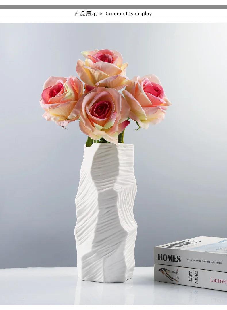 Simple European home decor ornaments, white ceramic vases, living room wine cabinets, dried flower crafts, flower utensils