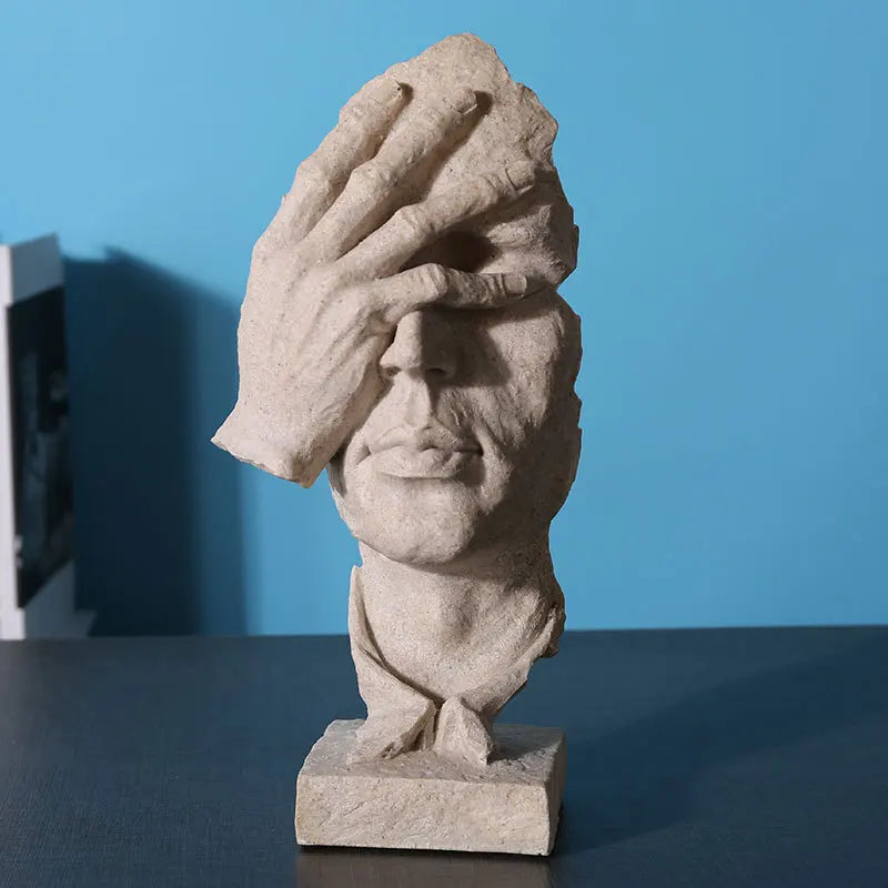 Vintage Resin Decorative Ornament – Artistic Home Decor for Living Room & Shelves